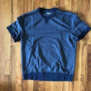 Calvin Klein short sleeve top. Size L.